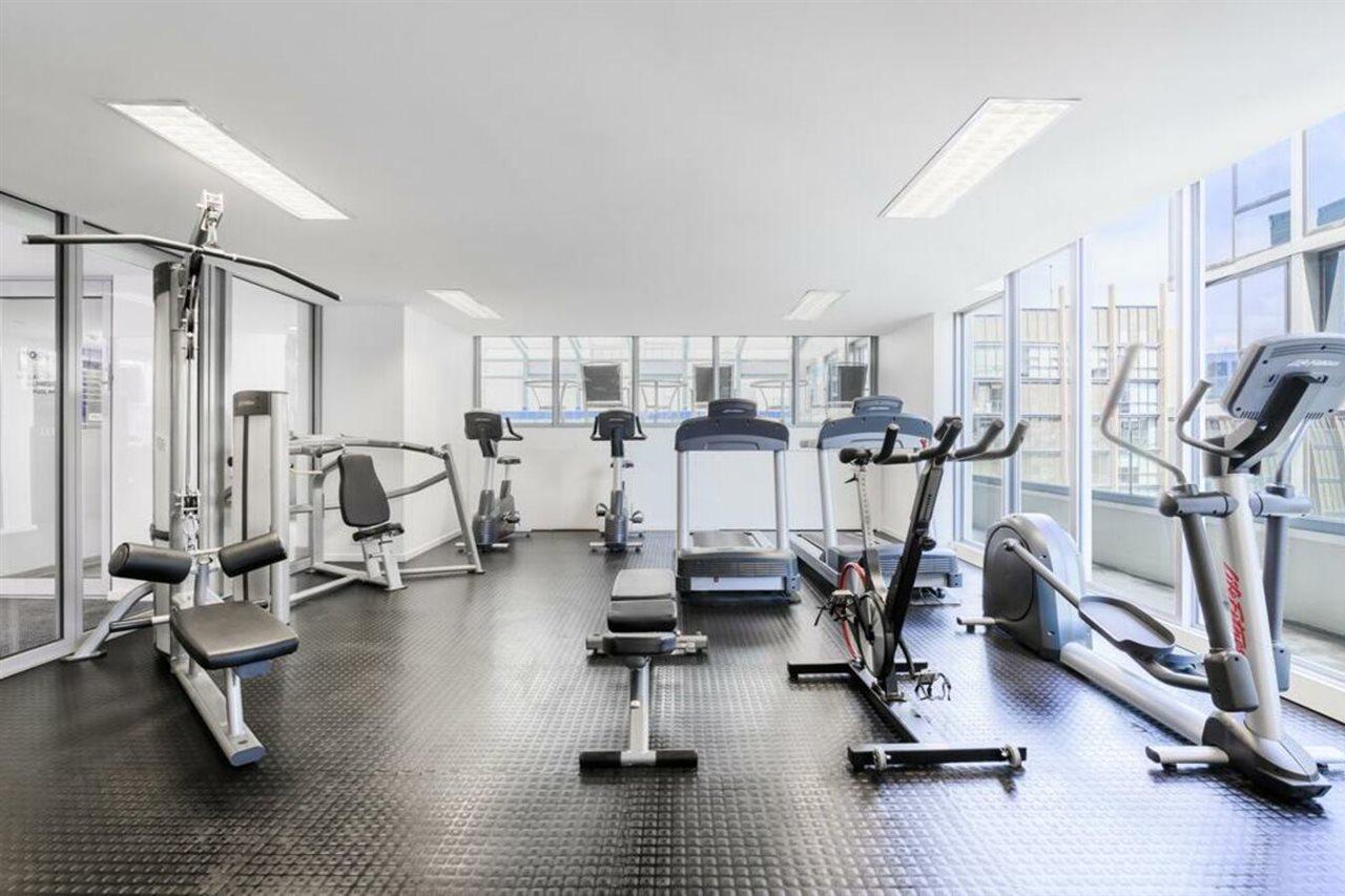 Brady Apartment Hotel Flinders Street Мельбурн Екстер'єр фото