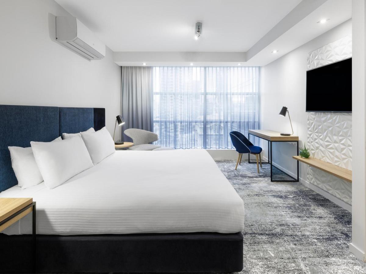 Brady Apartment Hotel Flinders Street Мельбурн Екстер'єр фото