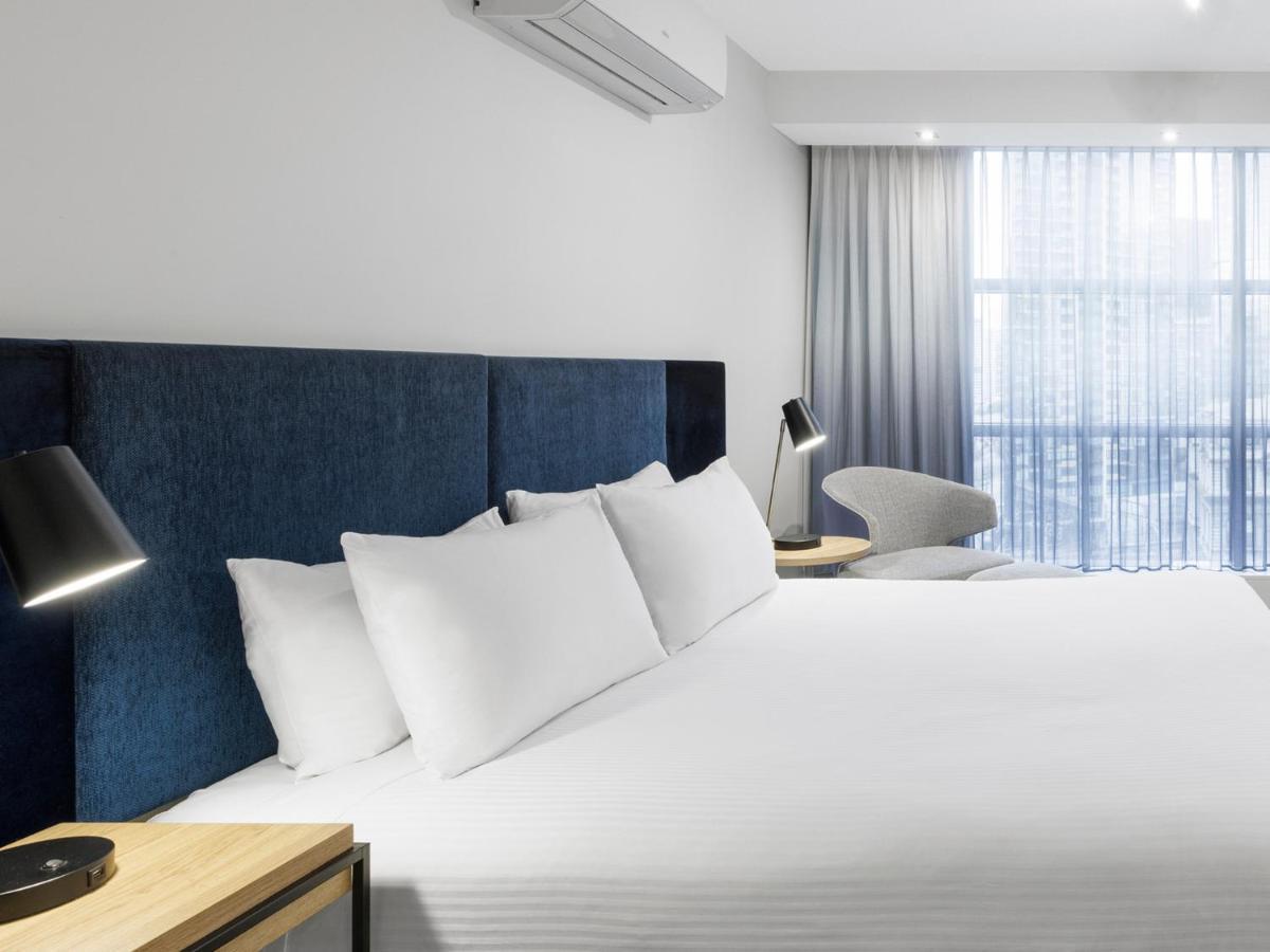 Brady Apartment Hotel Flinders Street Мельбурн Екстер'єр фото