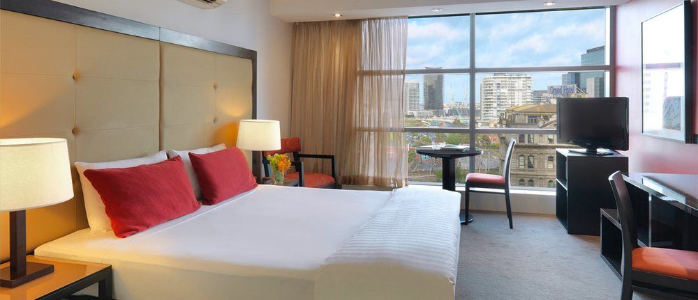 Brady Apartment Hotel Flinders Street Мельбурн Екстер'єр фото